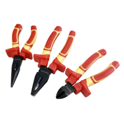 Toolzone PL144 3 Pieces Insulated VDE Professional Electrician VDE Pliers Set -tool KDPPL144 NAKED removebg preview